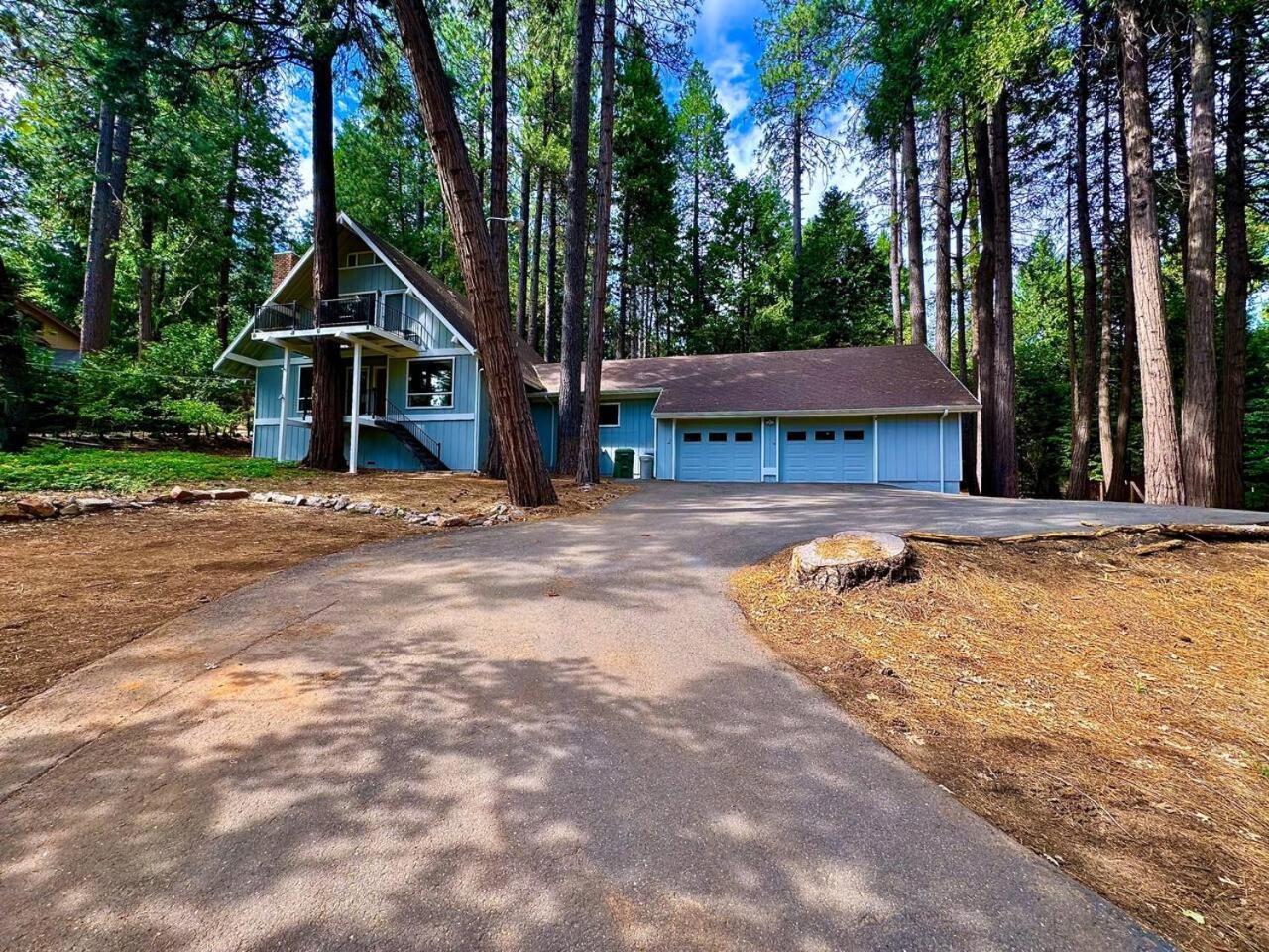 Cabin In The Trees-Game Room Pollock Pines المظهر الخارجي الصورة