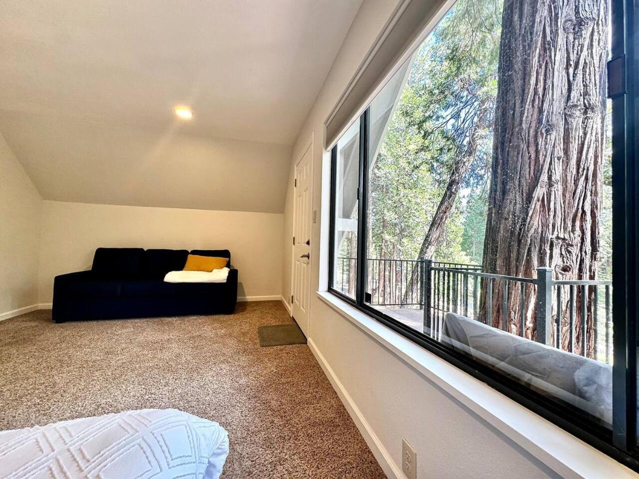 Cabin In The Trees-Game Room Pollock Pines المظهر الخارجي الصورة